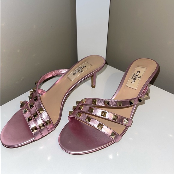 Valentino Garavani - Picture 3 of 8